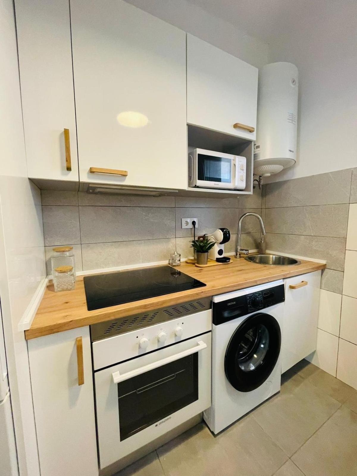 Apartamento Reformado En El Centro De 4 Personas *