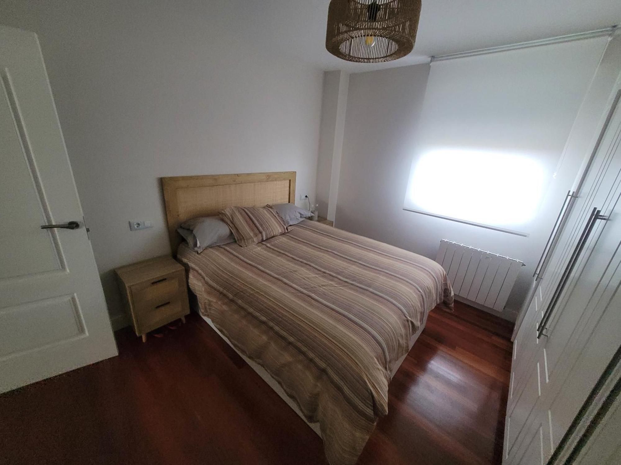 Piscina Y Garaje En Valdenoja Apartamento Santander