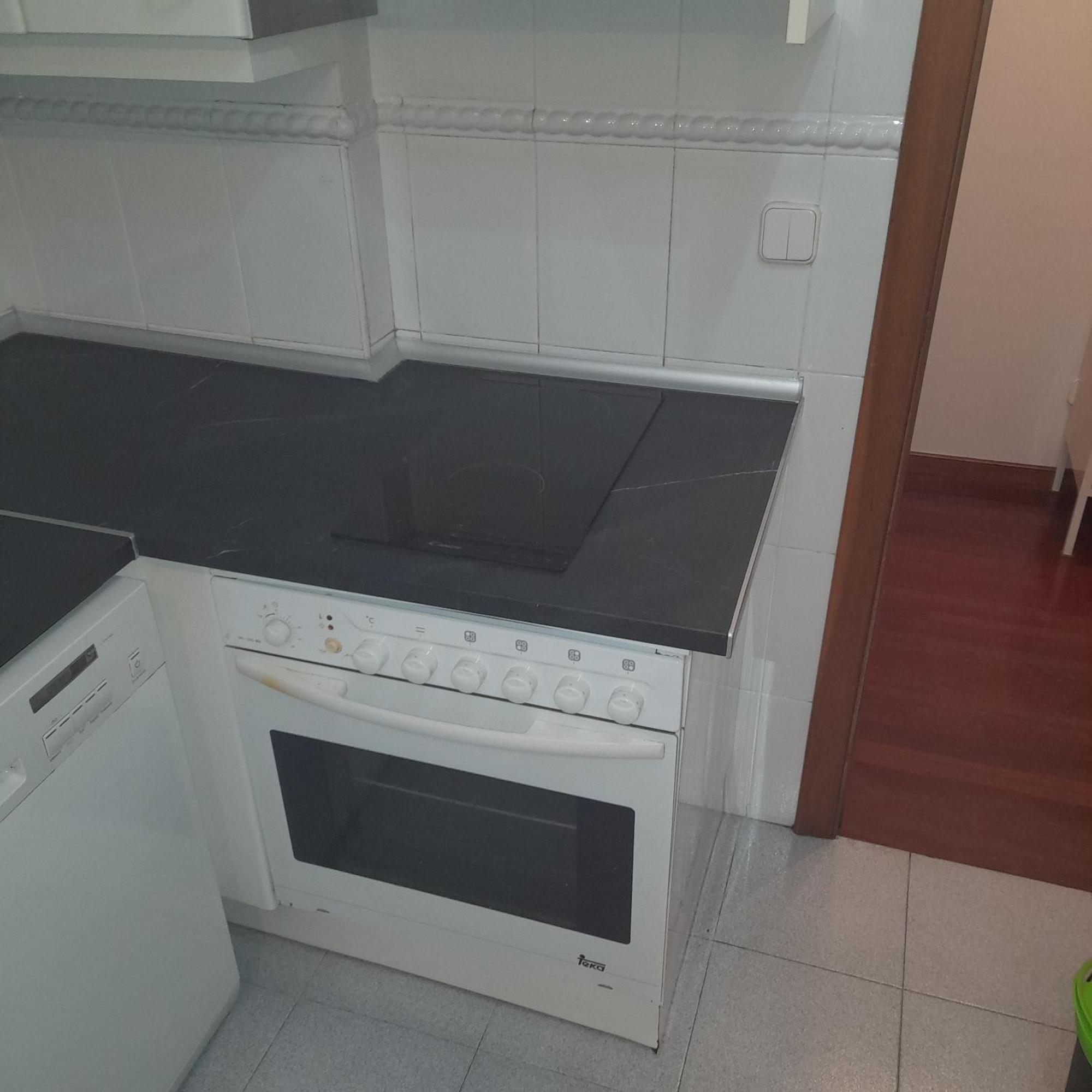 Apartamento Atico Luminoso Con Terraza