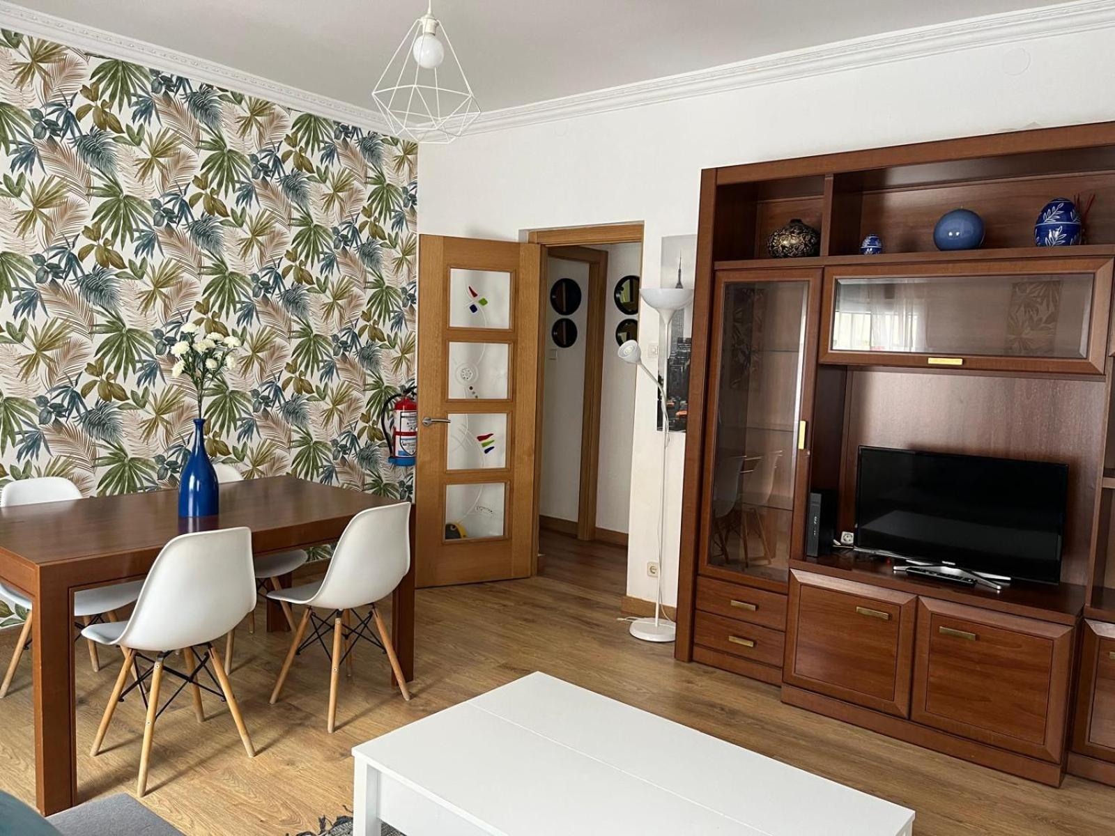 Apartment Bajo Al Lado Del Ayuntamiento