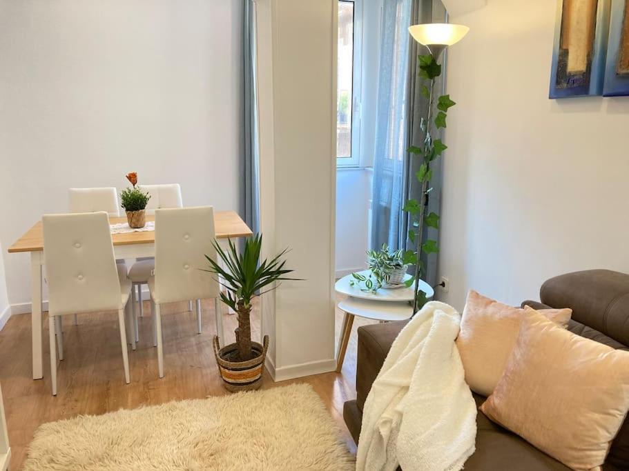 Apartamento En Clave De Sol Y Playa *