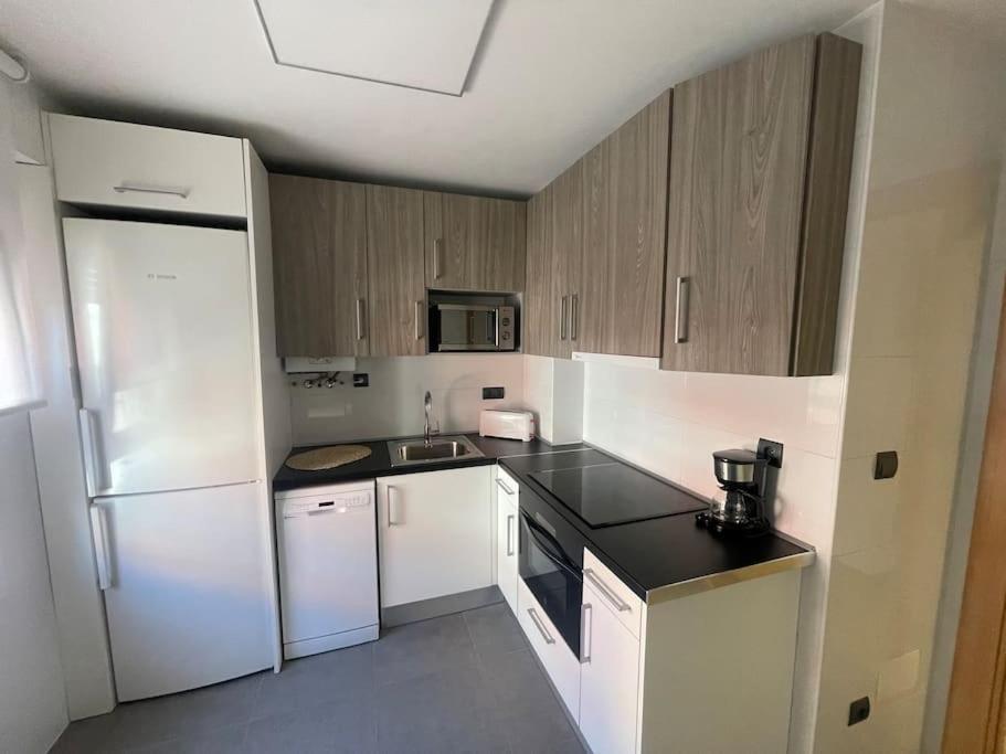 Amplio Piso Cerca Sardinero Apartamento *