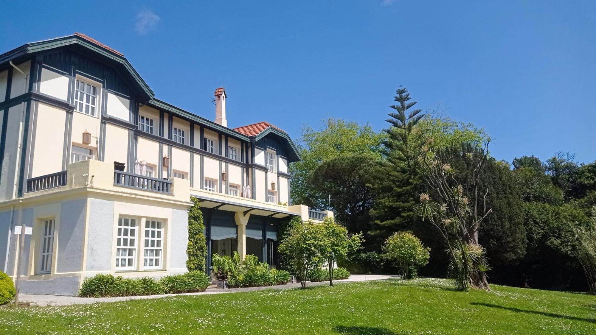 Carolinas Garden 3* Santander