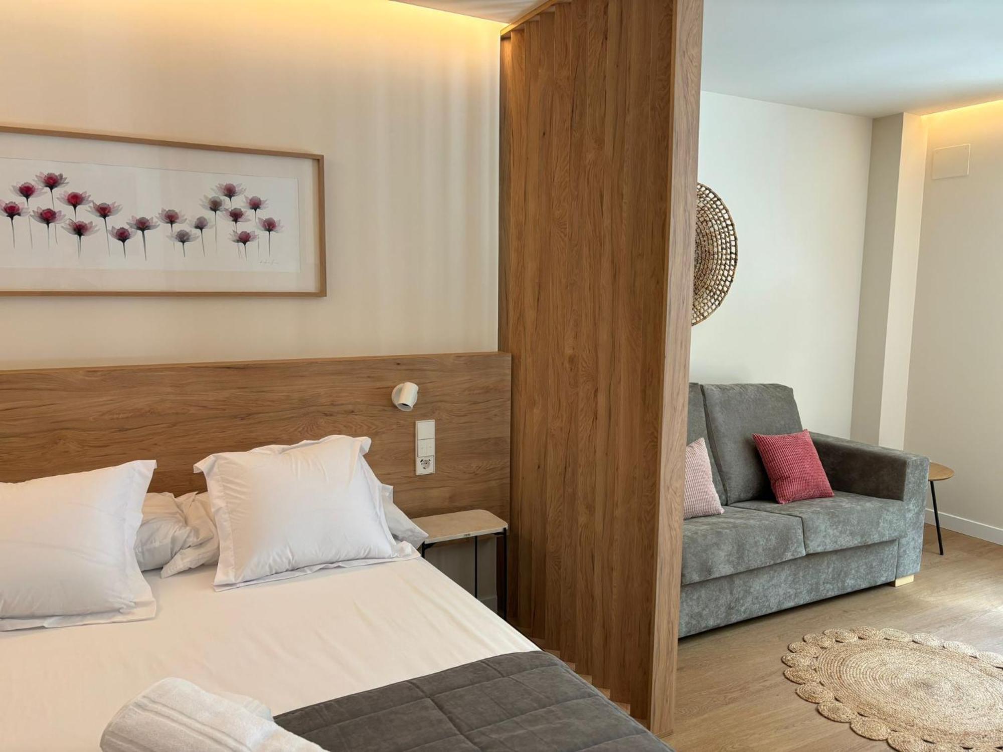 Joaquin Costa Apartment