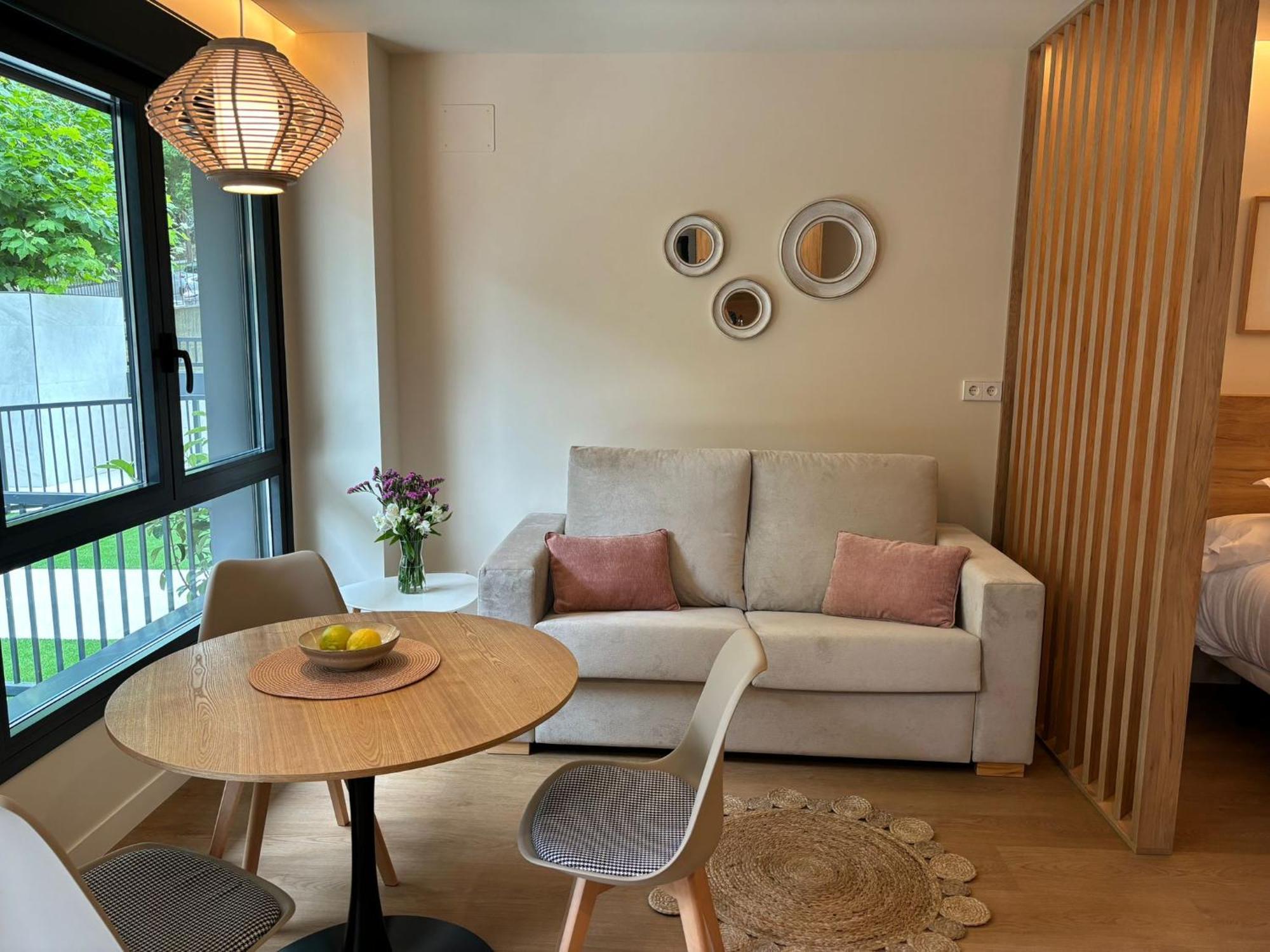 Joaquin Costa Apartment