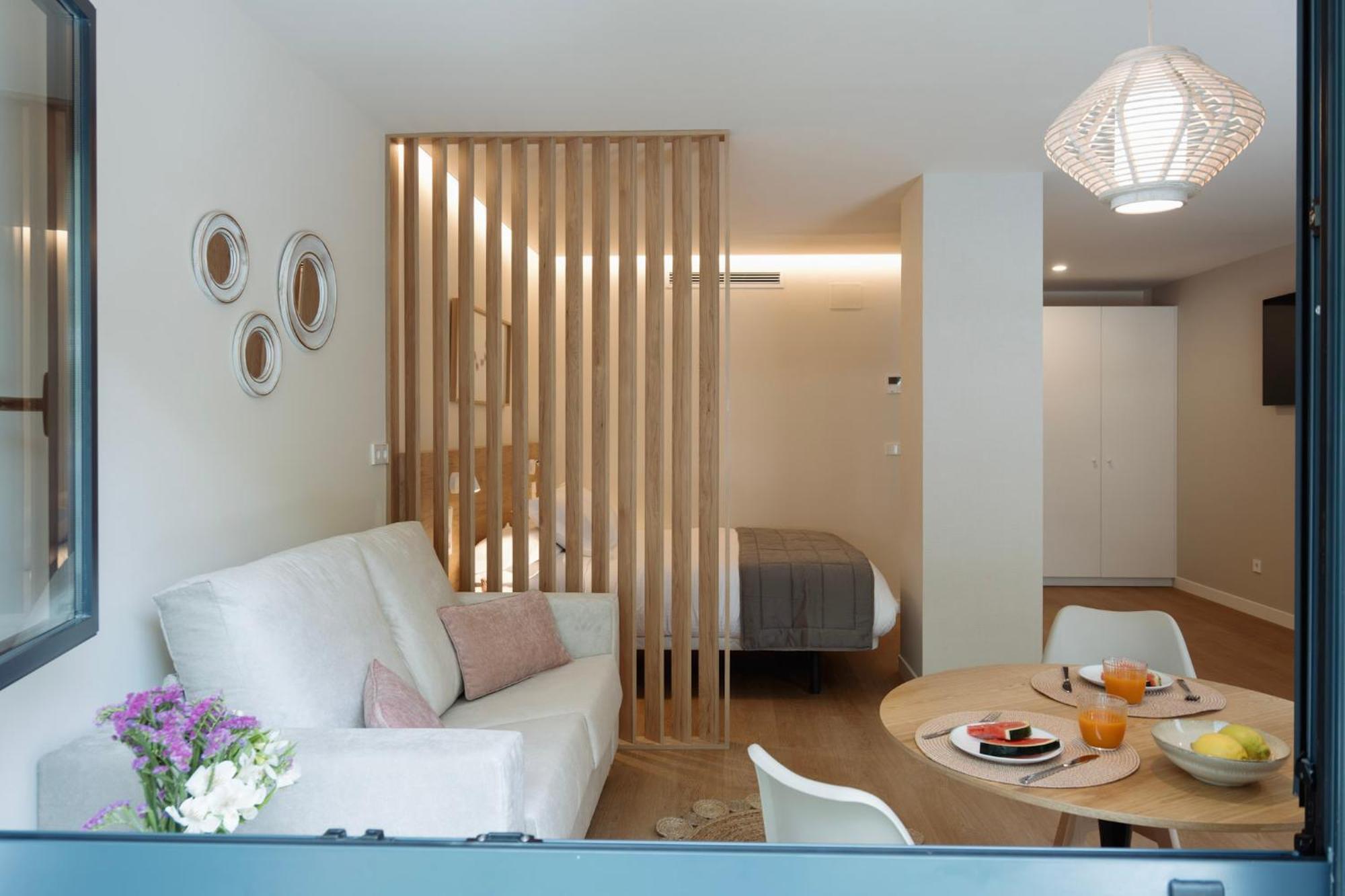 Joaquin Costa Apartment