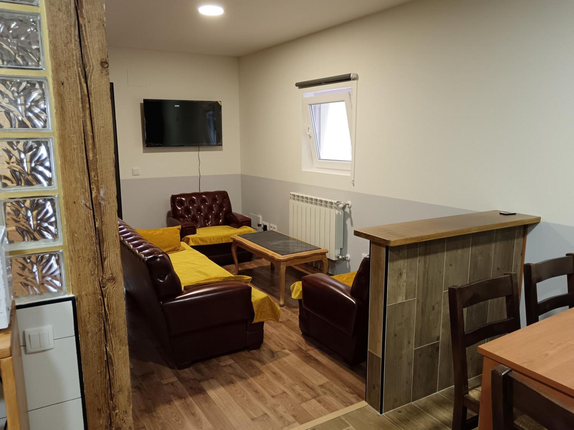 Piso Centrico En Apartamento