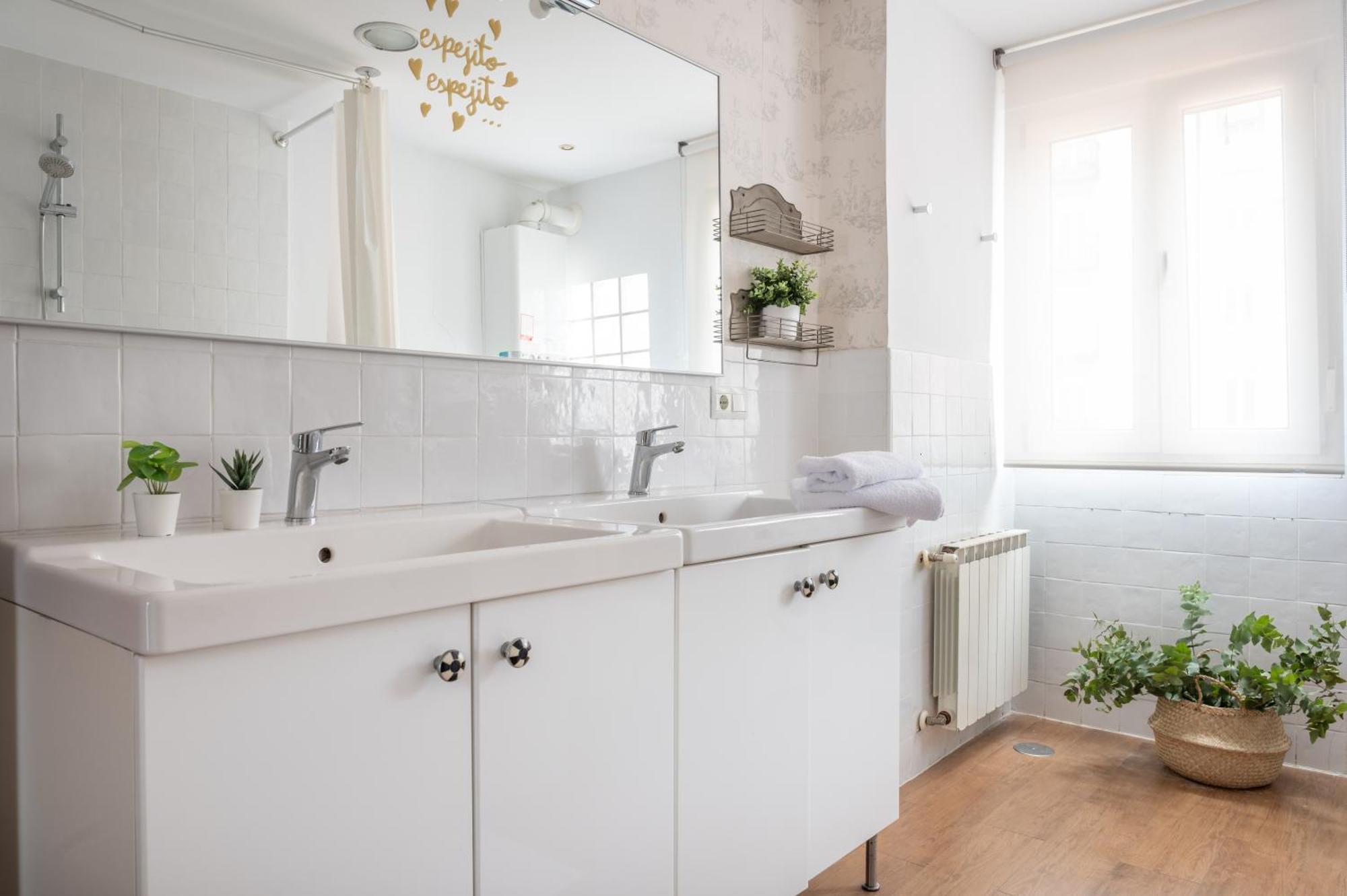 Apartment B19-centrico
