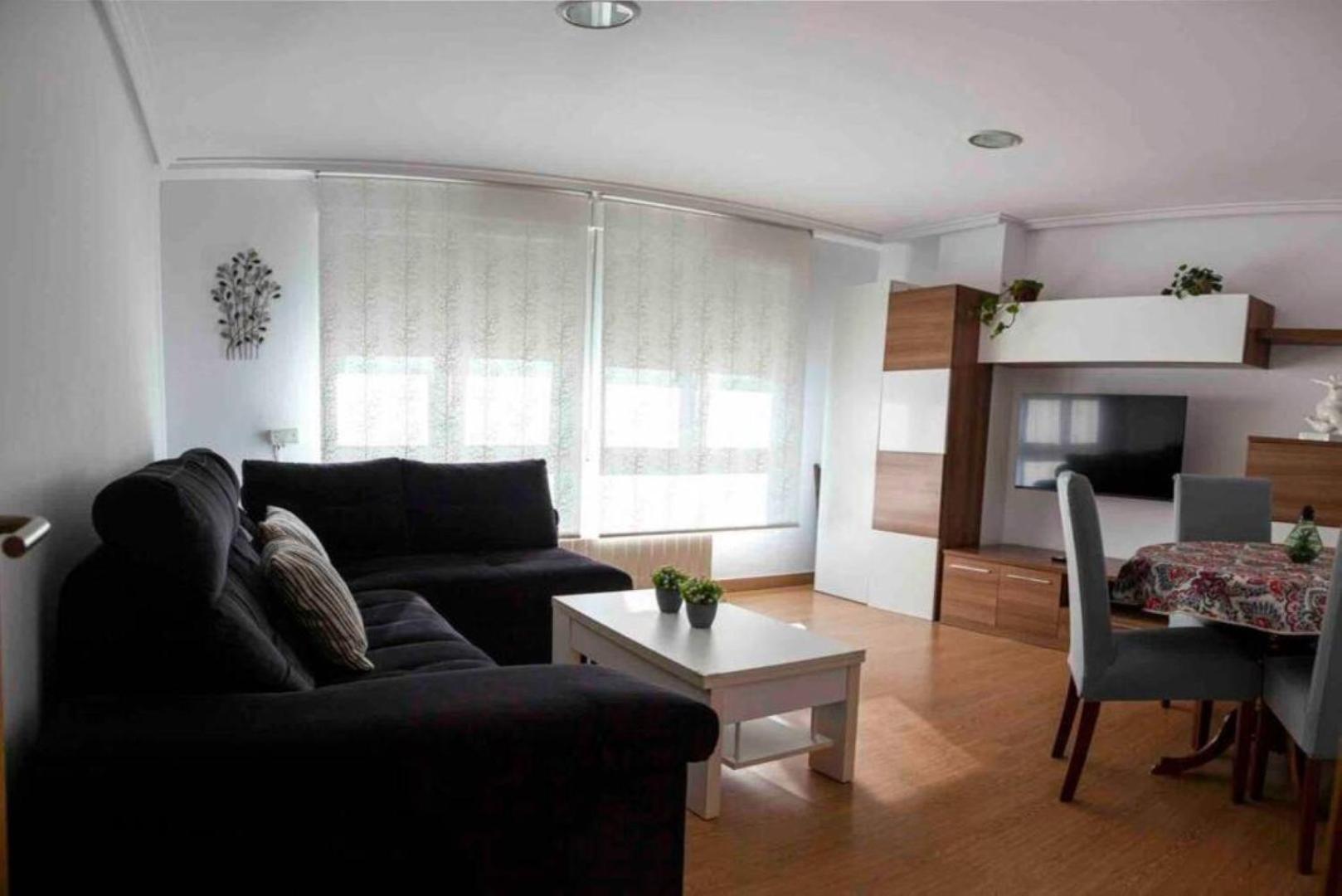 Apartamento Centrico Cerca De Las Estaciones Apartment *
