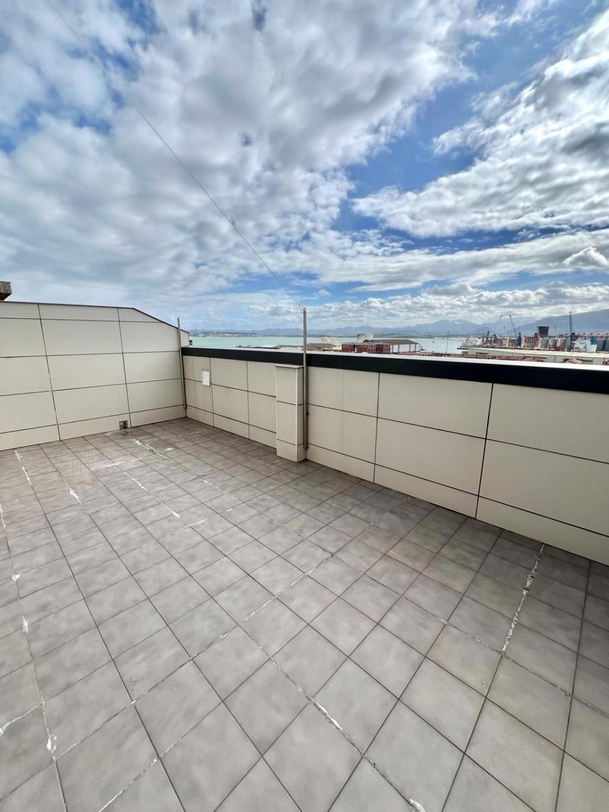 Alquiler De Atico En Barrio Pesquero