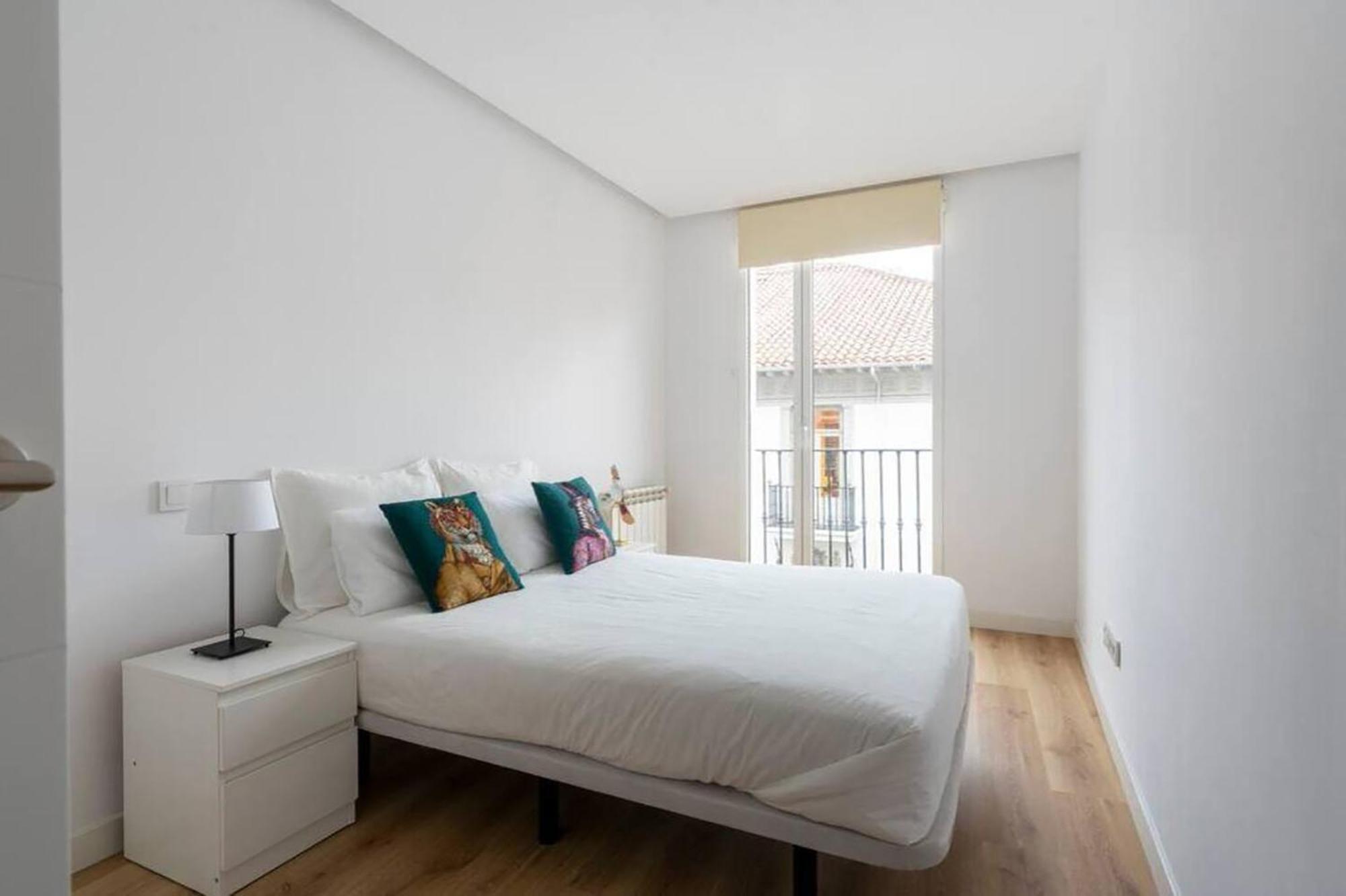 Apartamento Piso Moderno En El Centro Detras Del Edificio Banco Santander
