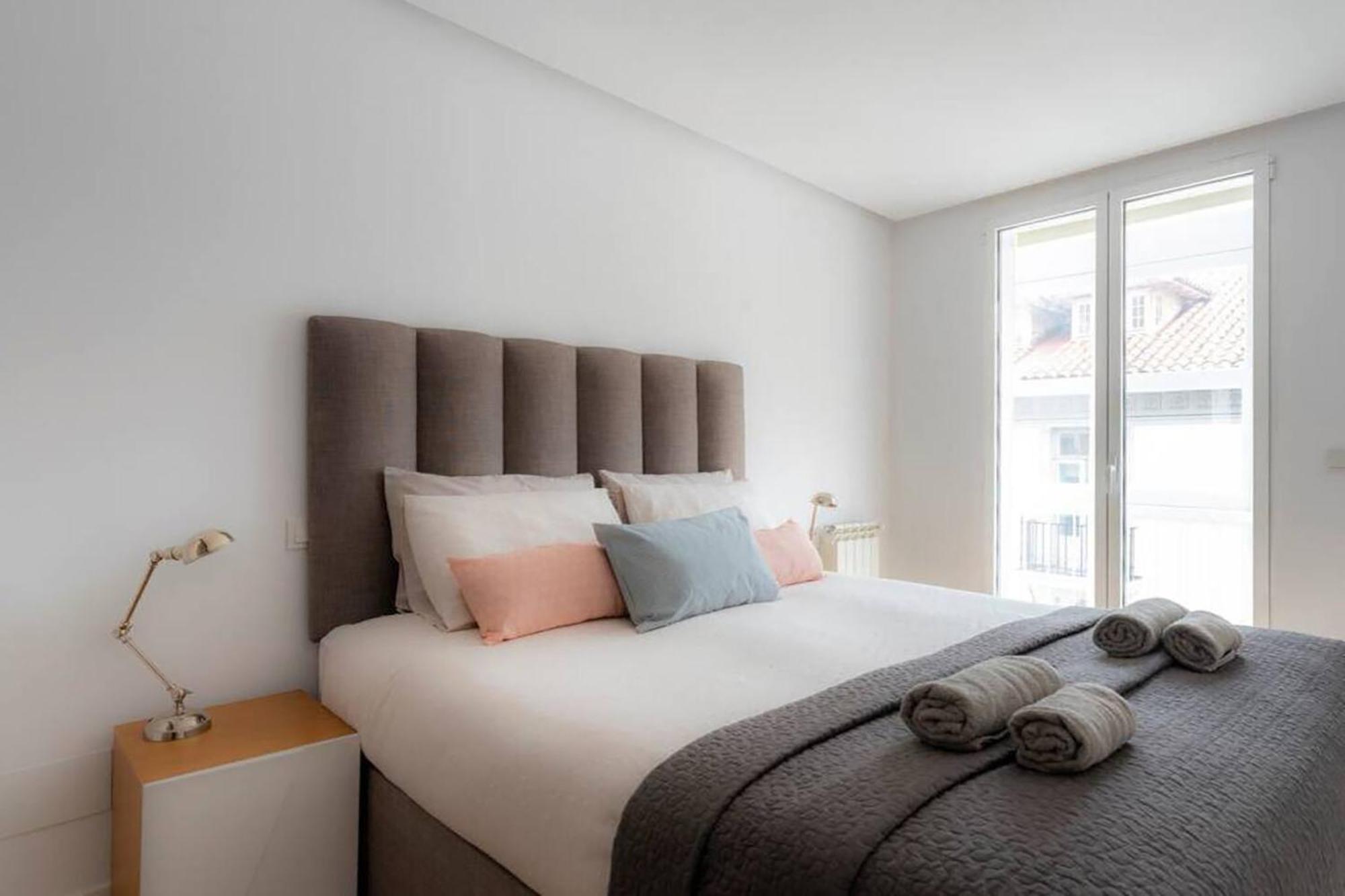 Piso Moderno En El Centro Detras Del Edificio Banco Apartamento Santander