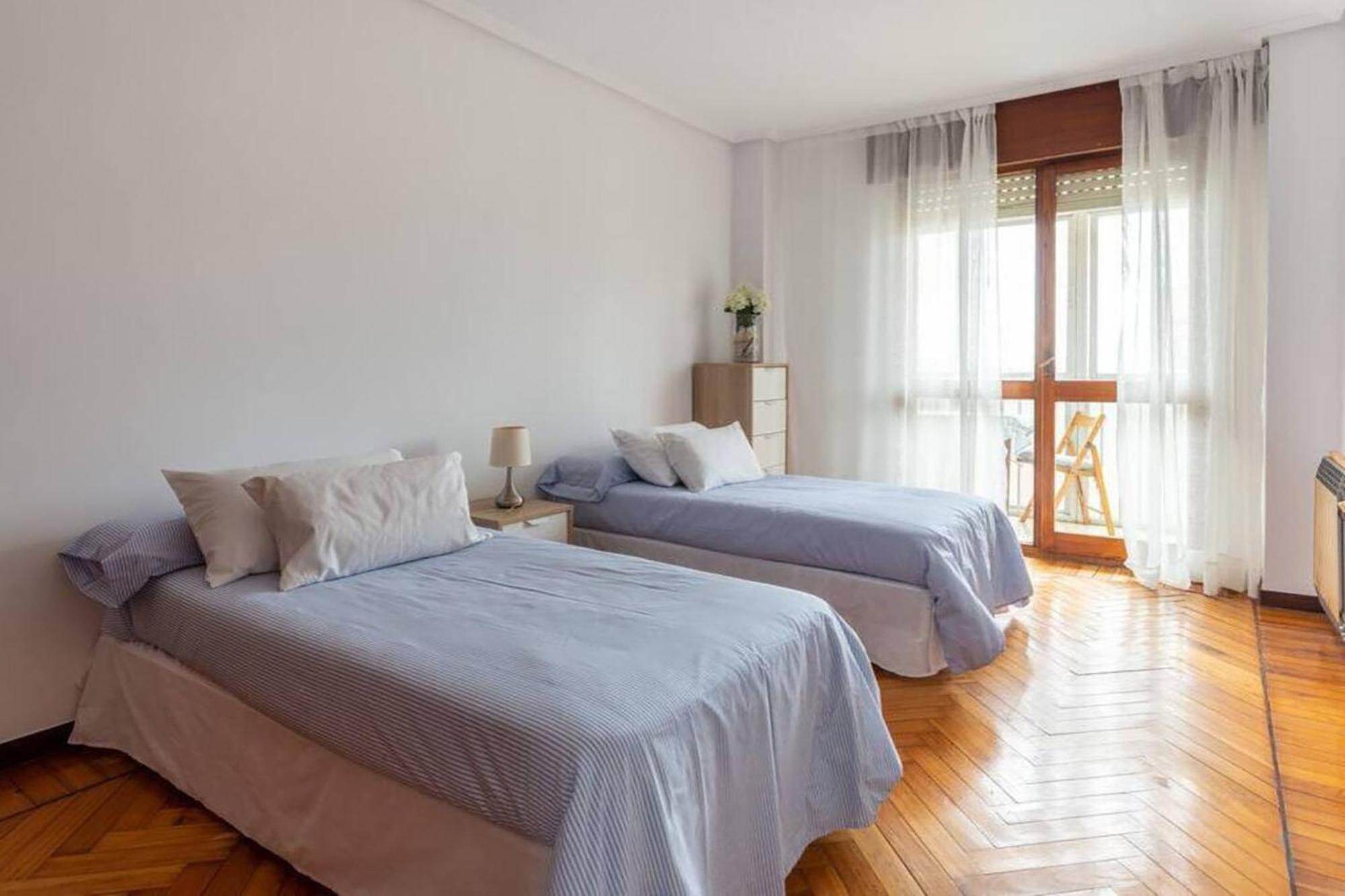 Apartamento En Alto Miranda Con Parking Santander