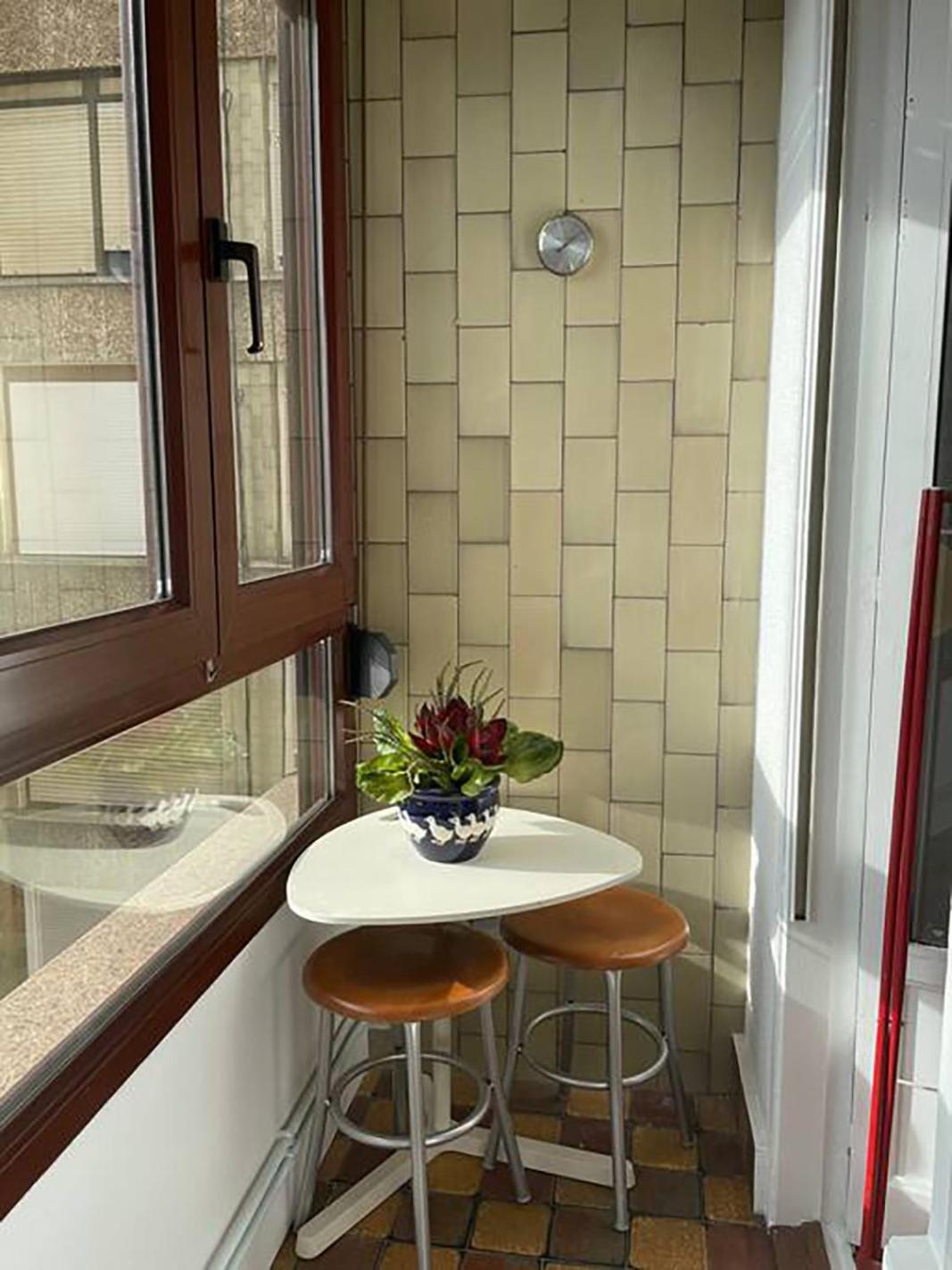 Elegante Con Vistas Al Puerto De Apartamento Santander