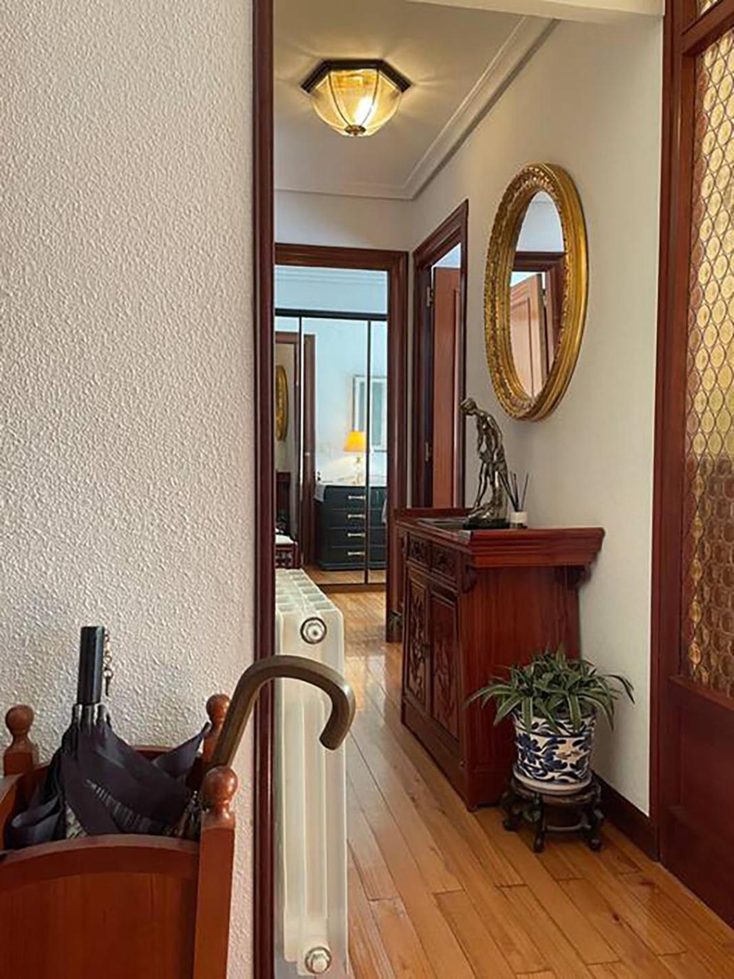 Elegante Con Vistas Al Puerto De Apartamento