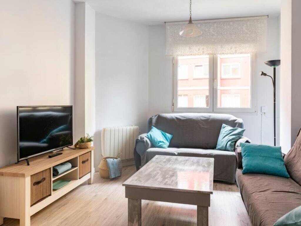 Apartamento Camilo Alonso Vega