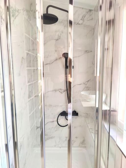 Apartamento Preciosa Buhardilla En El Centro De Santander