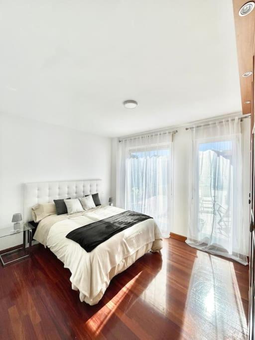Planta Baja-jardin-parking Apartment Santander