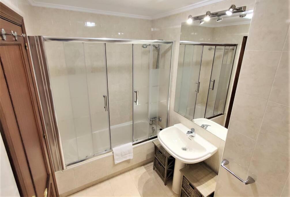 Apartamento Gran Terraza Privada, Luminoso Y Tranquilo Con Wifi *