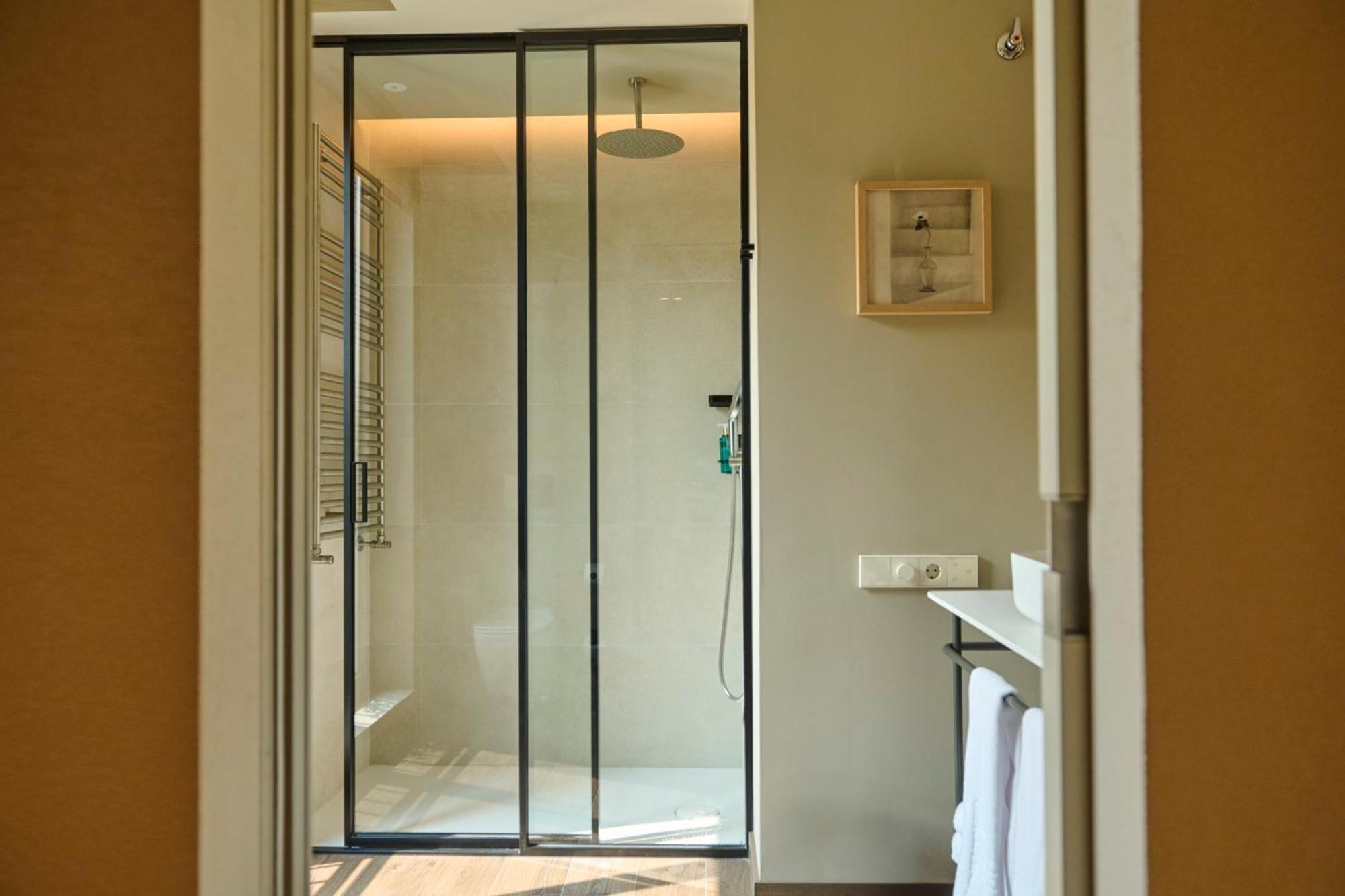 Rhin Garden Hotel