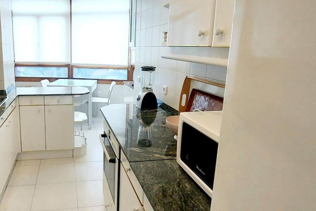 A15- Urbanizacion Con Piscina Cerca De Playas Santander