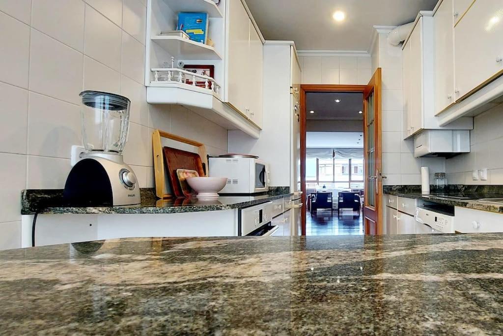 A15- Urbanizacion Con Piscina Cerca De Playas Apartamento *