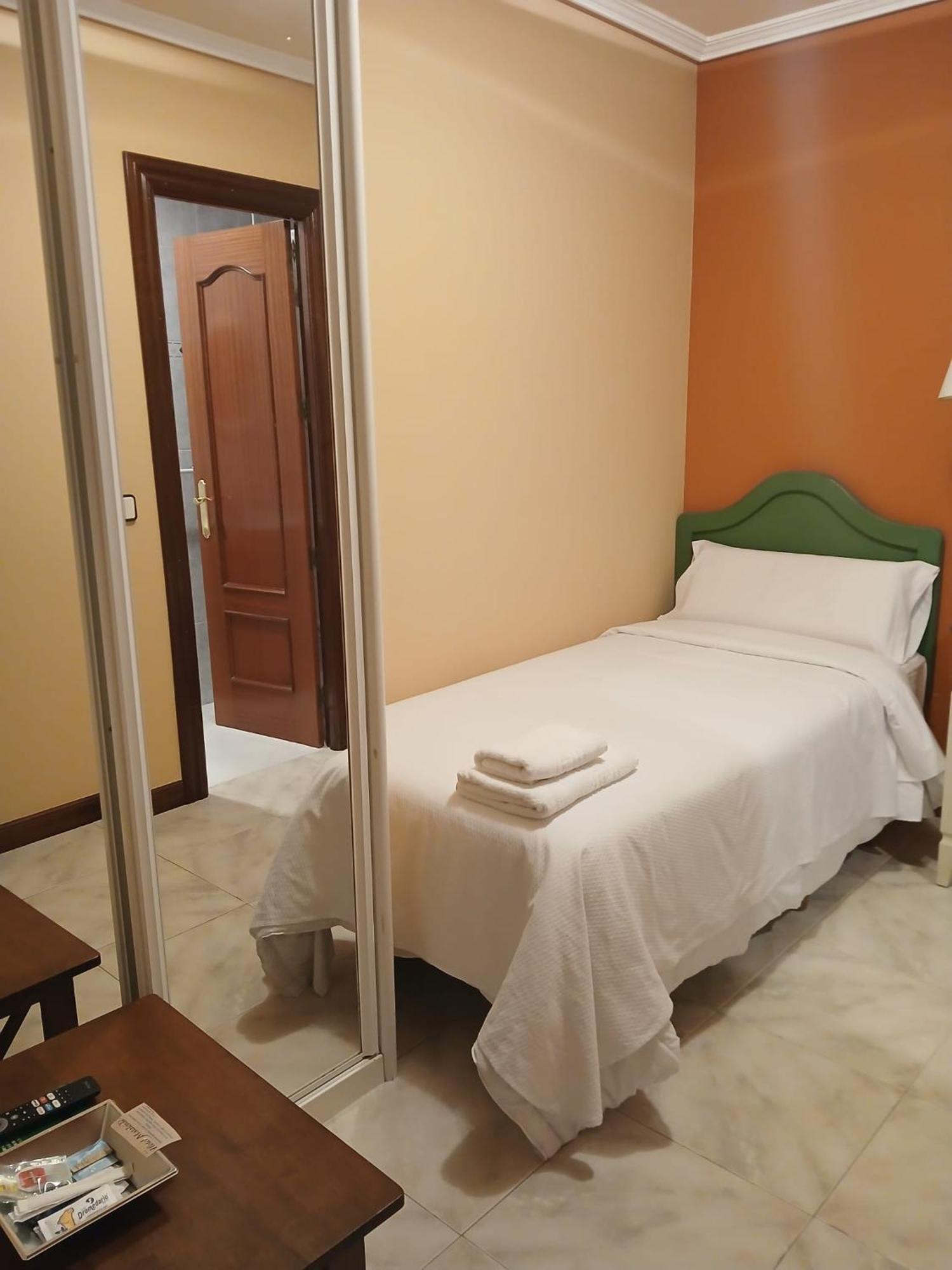 Mataleñas Hotel 2*