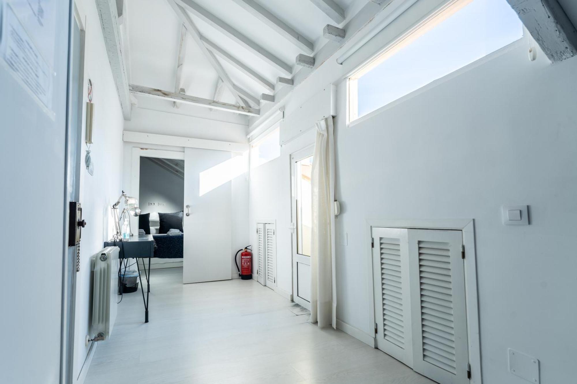 New And Bright Puertochico Attic *