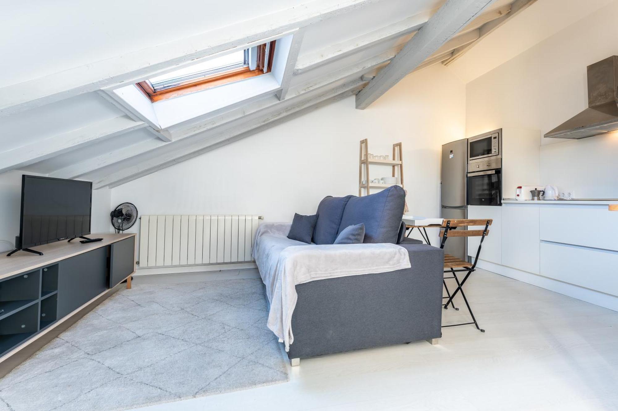 New And Bright Puertochico Attic Santander