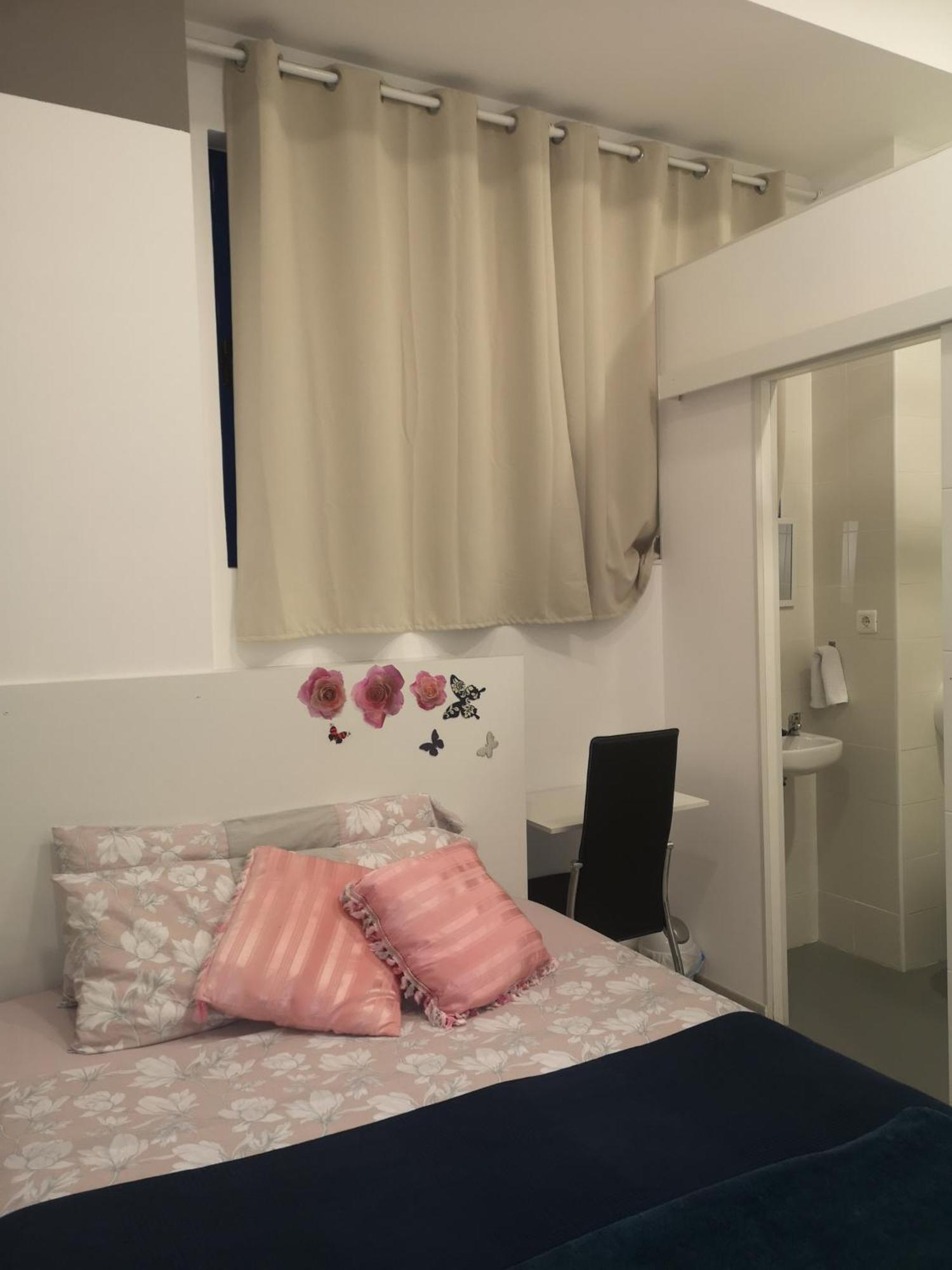 Hostal De Facultades *