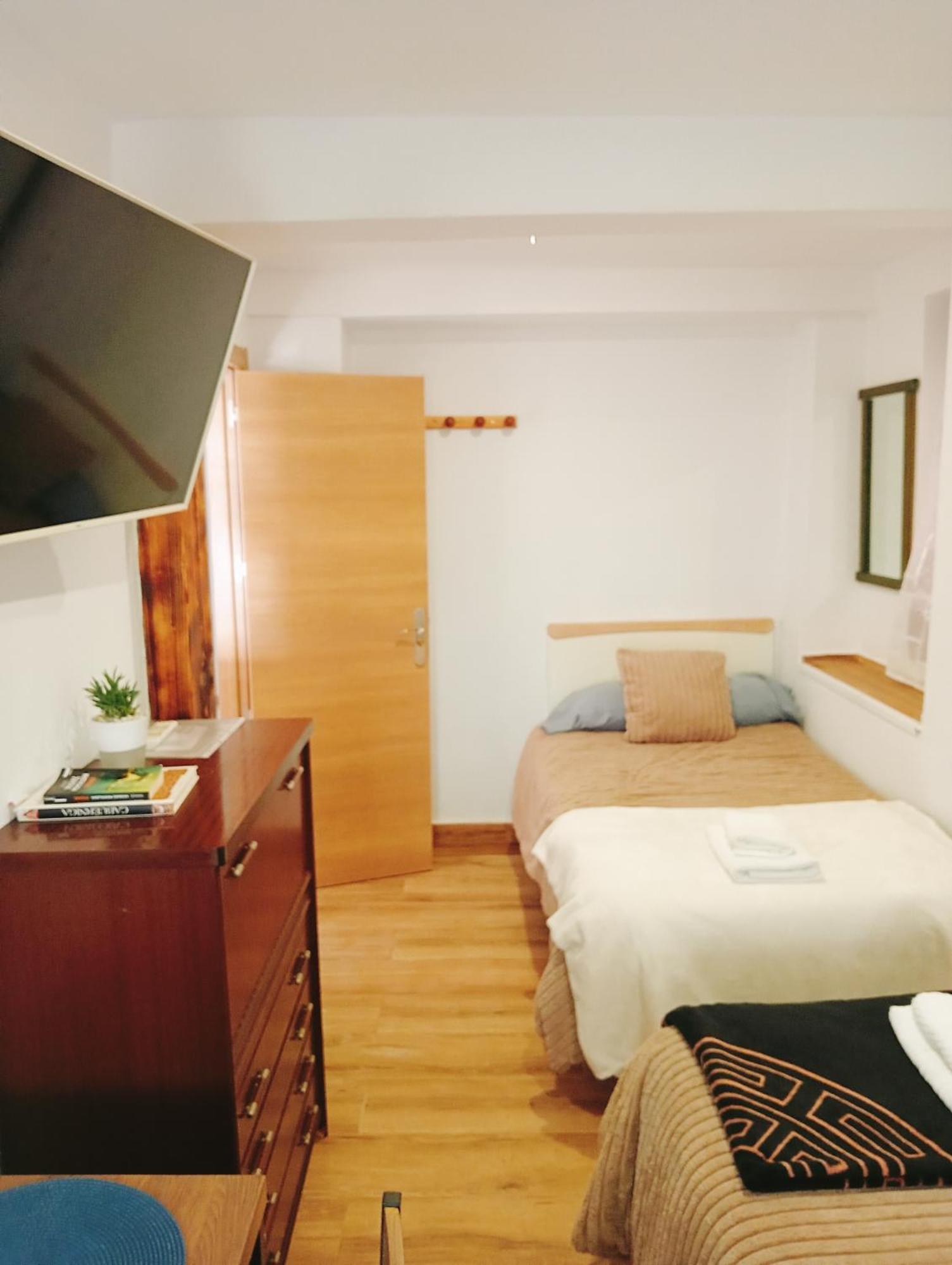 Casa Playa Valdenoja Homestay