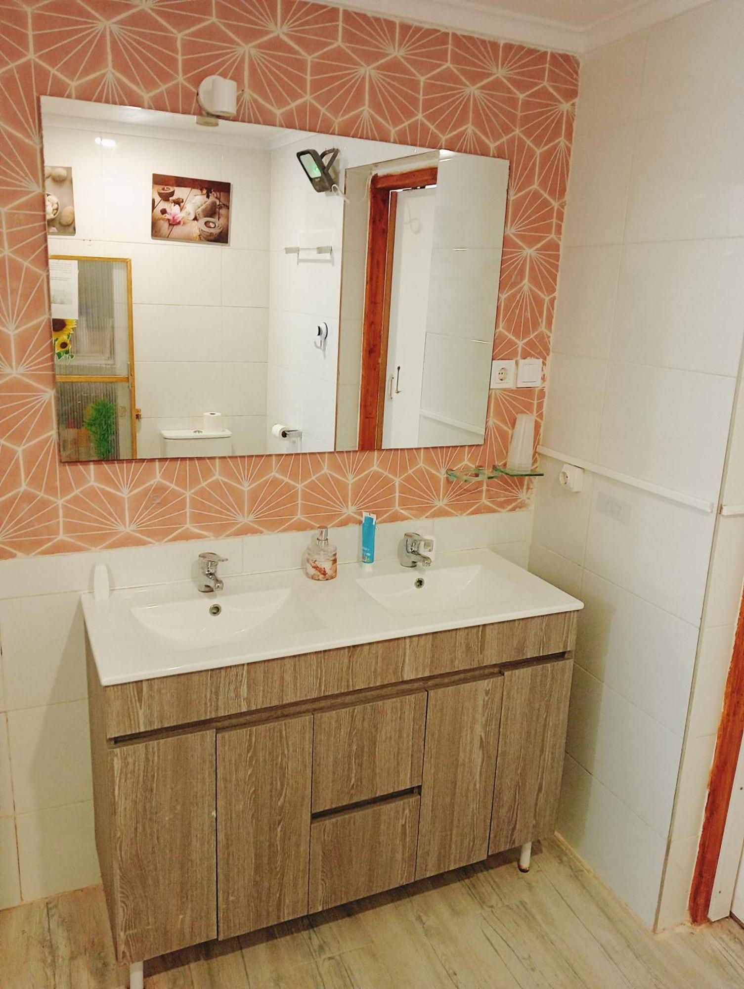 Homestay Casa Playa Valdenoja *