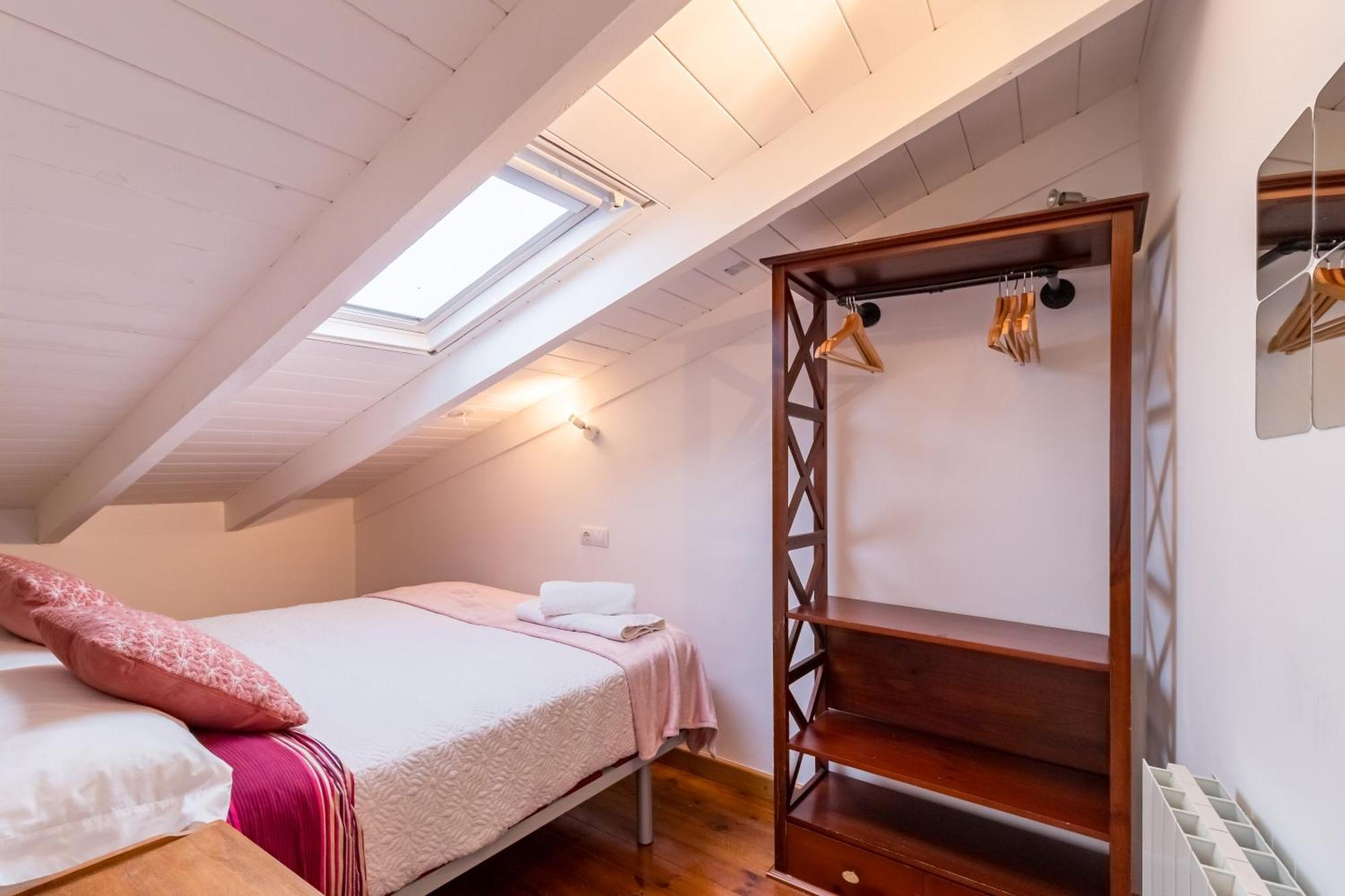 Apartamento Atico Con Encanto En El Mismo Centro De La Ciudad *