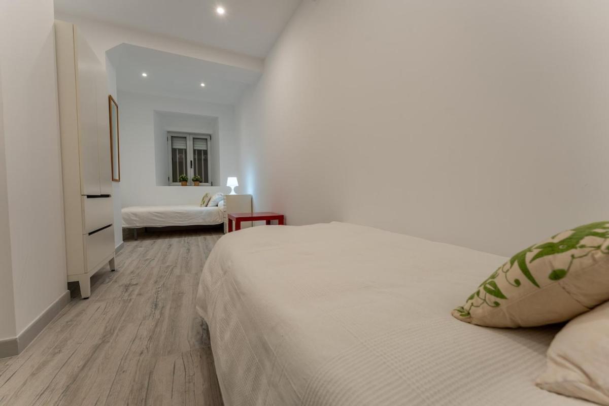 Apartamento Centrally Located, Spacious And Full Of Light *