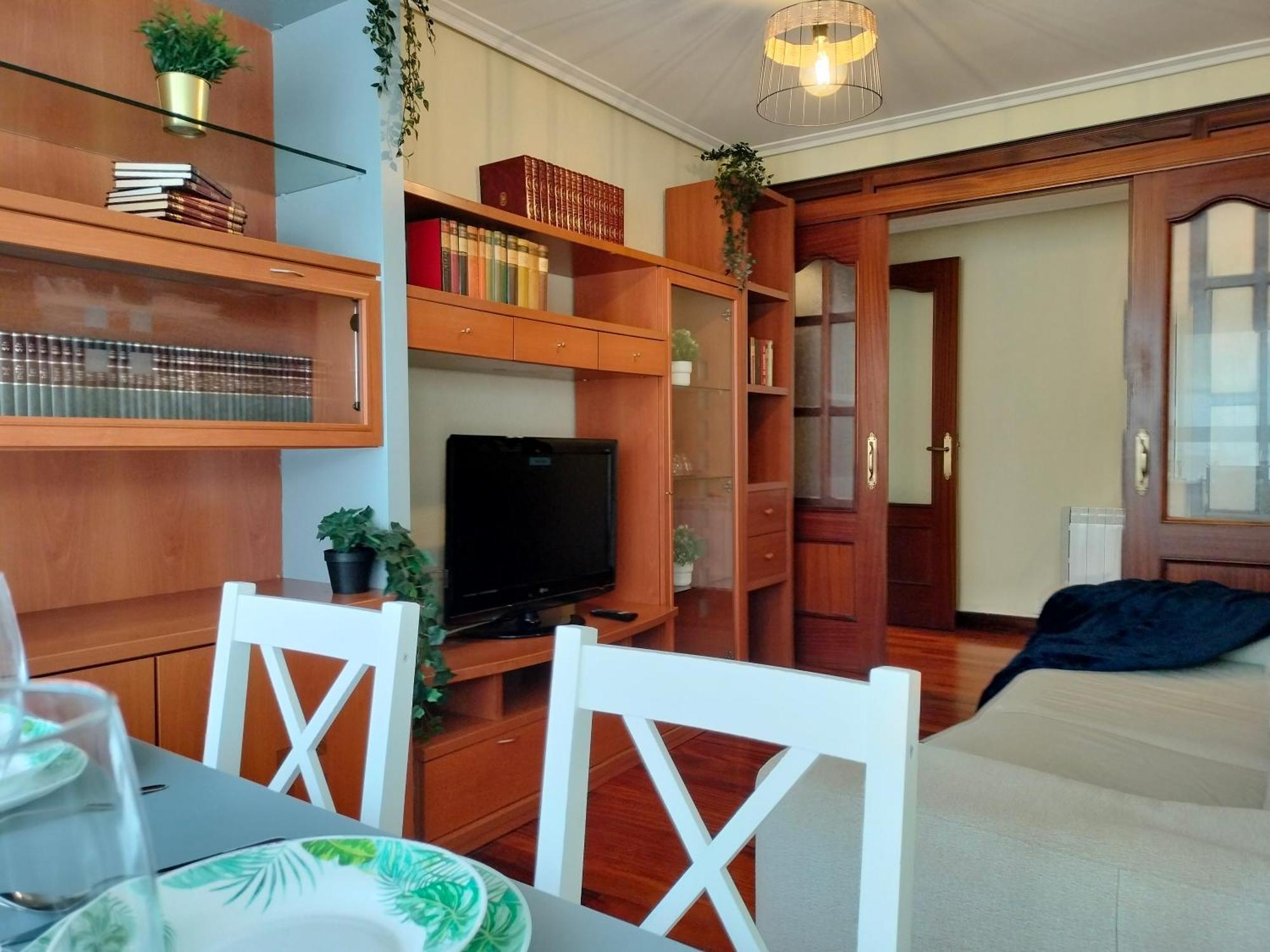 Familiar Centrico Grupo Rh-72 Apartamento *