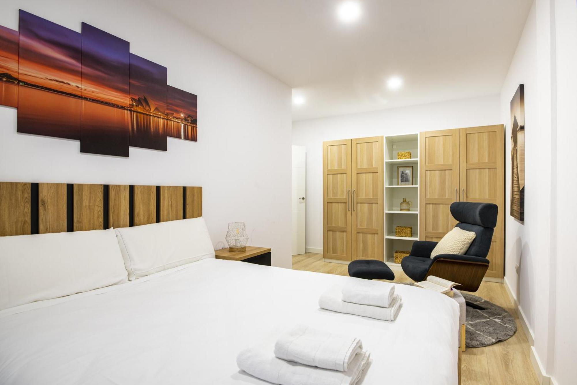Apartamento Nuevo En El Centro Carlos Iii *