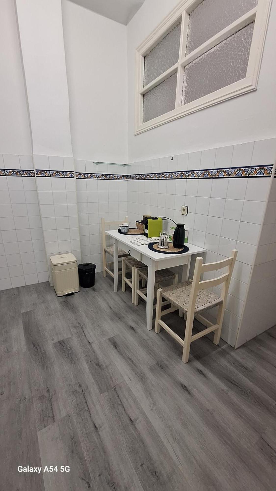 S17-alojamiento Con Encanto Antiguo En El Centro De Apartamento *