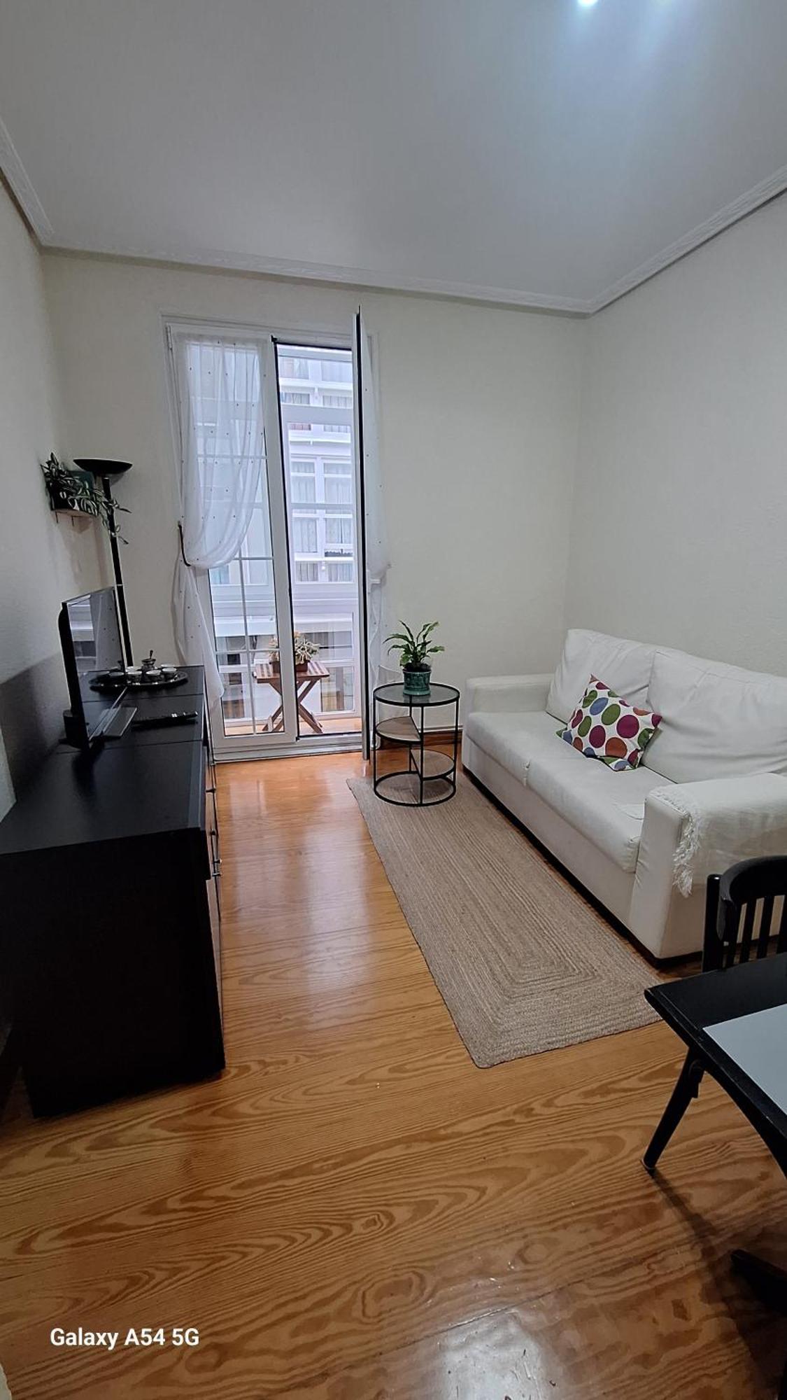 S17-alojamiento Con Encanto Antiguo En El Centro De Apartamento