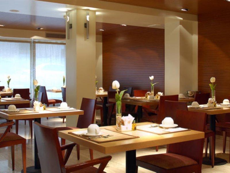 Vincci Puertochico 4* Santander