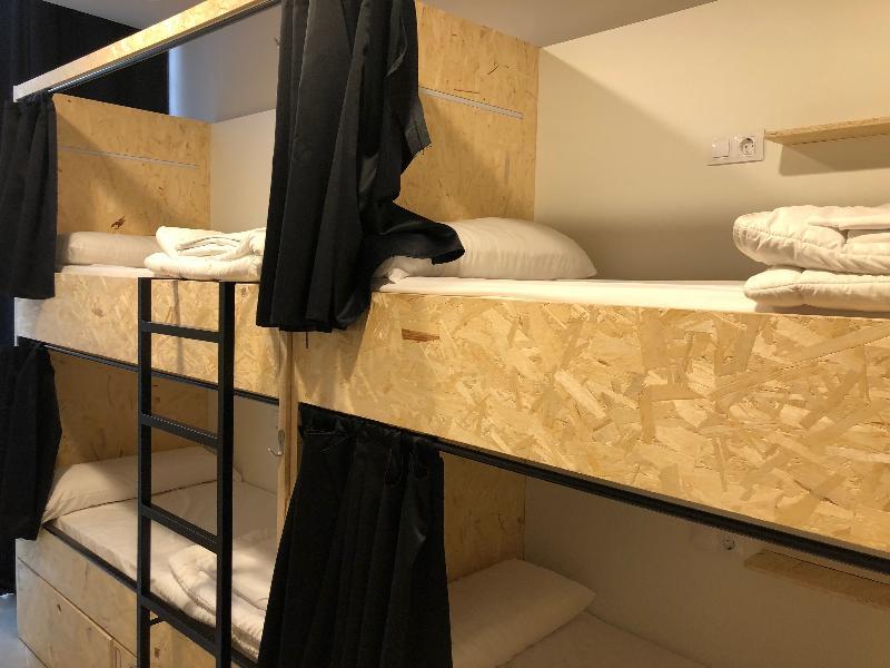 Enjoy Hostal *