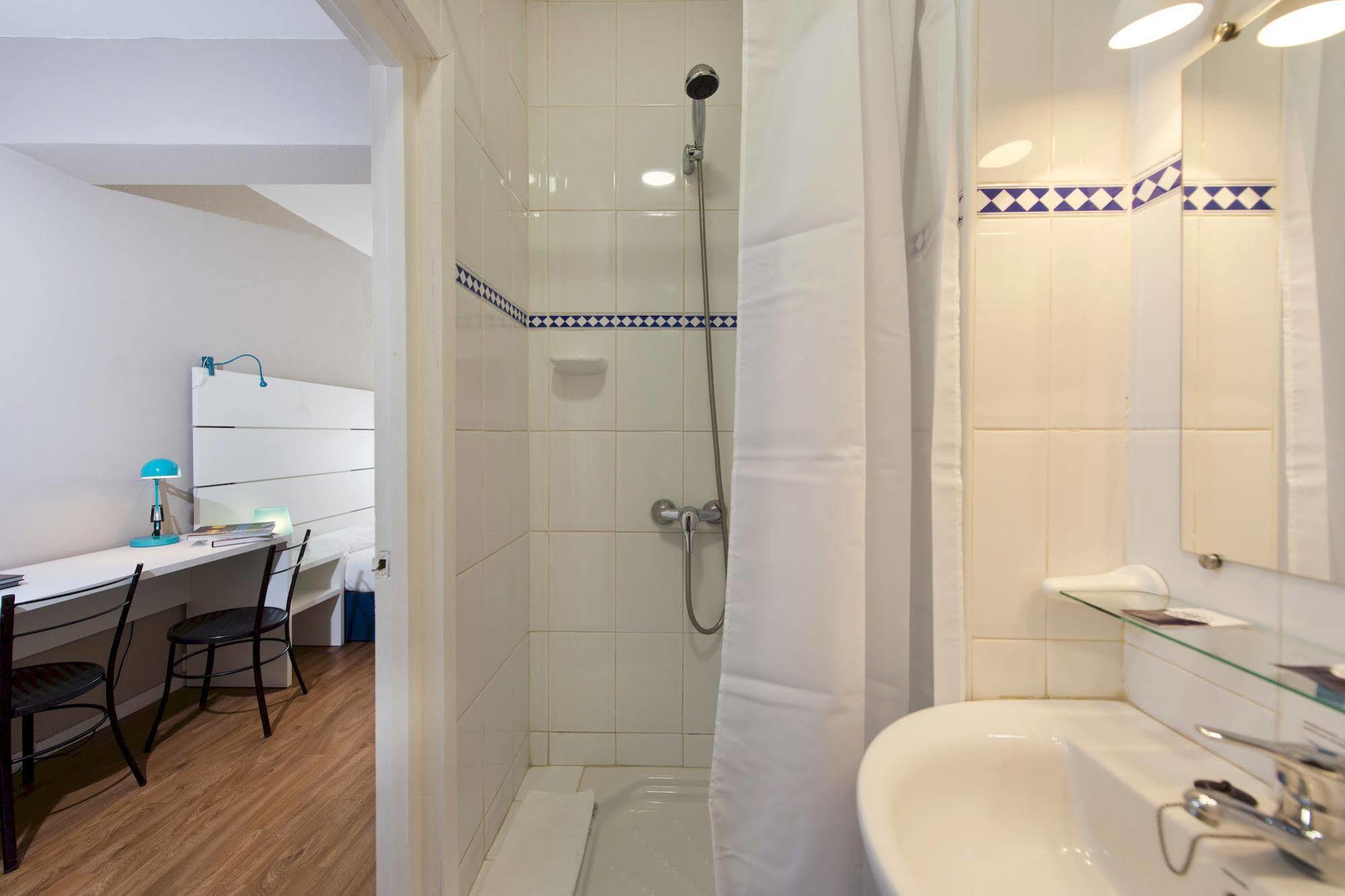 Estudios Aránzazu Apartahotel