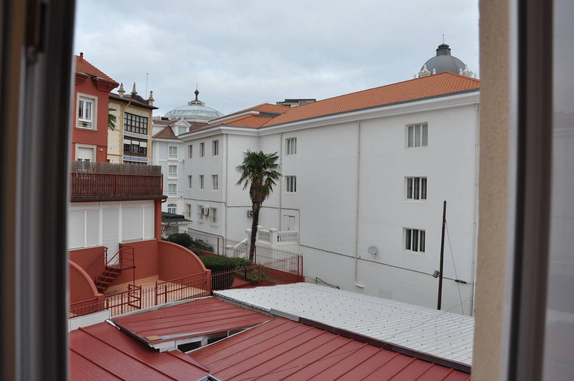 Bed and breakfast Hosteria Santander 2*