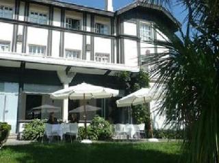 Carolinas Garden Pensión 3*