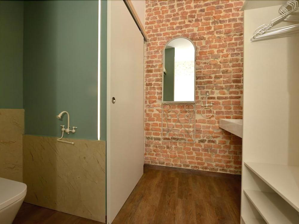 Hotel Centersuite 2*