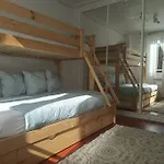 Bajo Con Jardin Privado