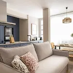 Elegante Apartamento En El Centro. Nuevo!