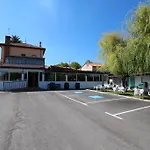 Pension Las Casitas De Santander Auto Check