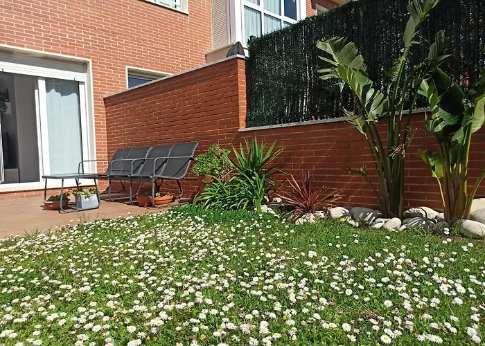 Bajo Con Jardin Privado