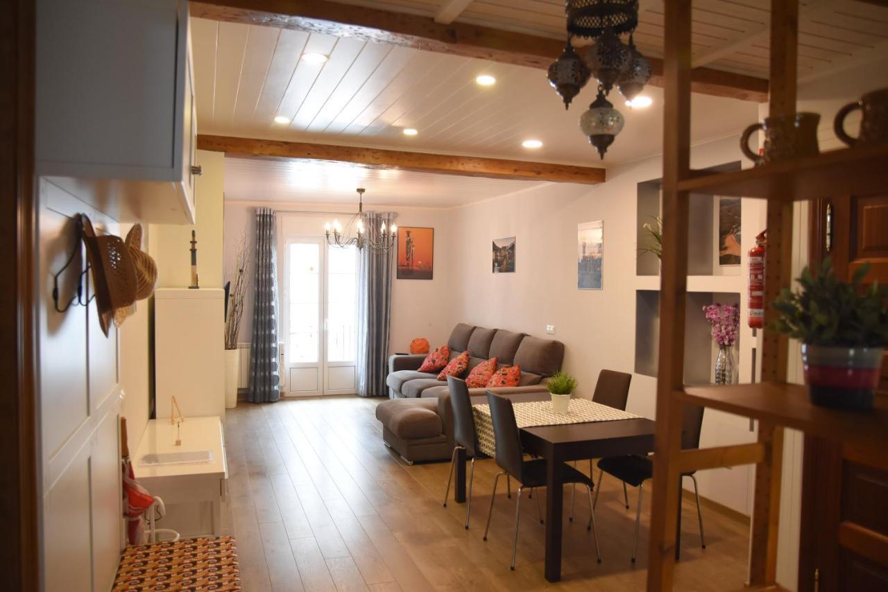 Apartamento Piso En Calle Peatonal Con Garaje Privado *