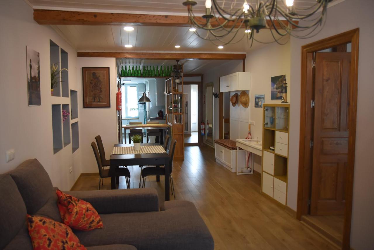 Apartamento Piso En Calle Peatonal Con Garaje Privado *